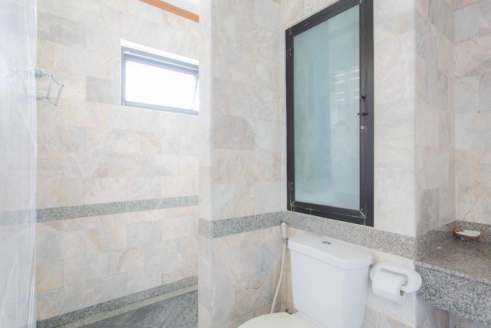 Onnicha Hotel Ratsada Εξωτερικό φωτογραφία